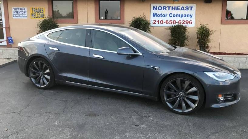 TESLA MODEL S 2017 5YJSA1E13HF193092 image